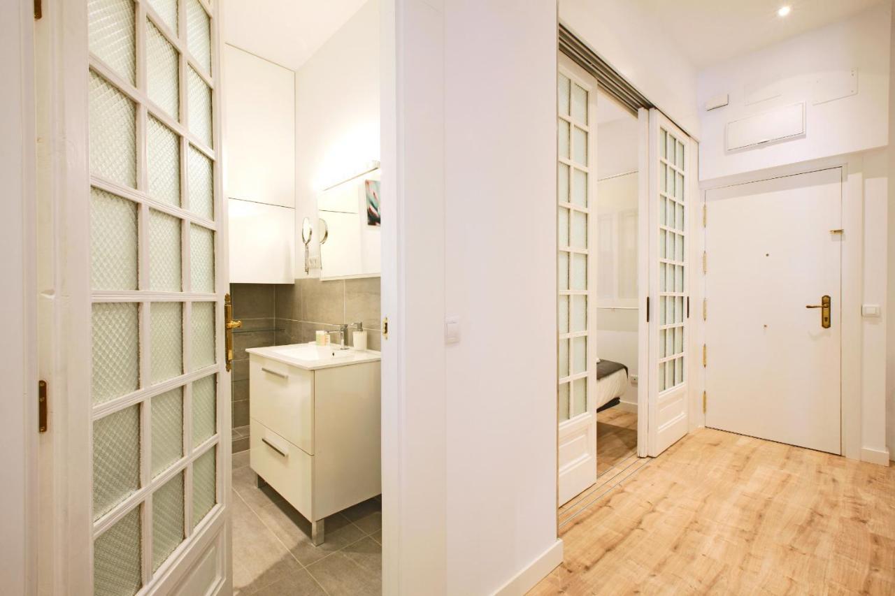 Apartament Reina Sofia Boutique I Madryt Zewnętrze zdjęcie